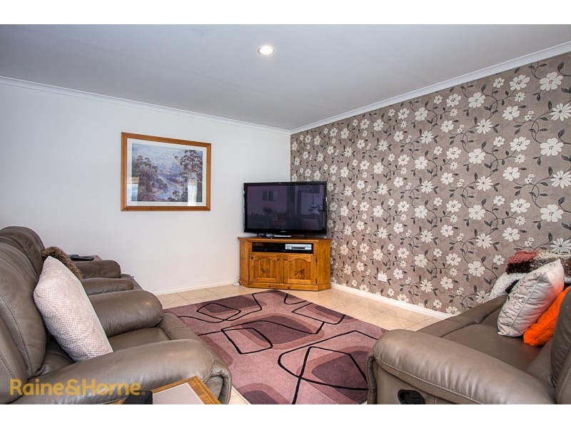 101 The Old Stock Run, Sunbury VIC 3429