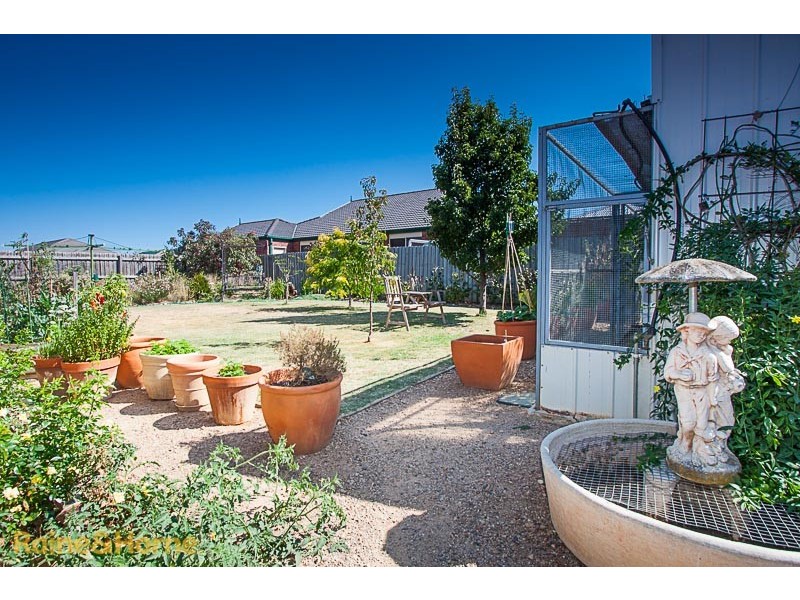 101 The Old Stock Run, Sunbury VIC 3429