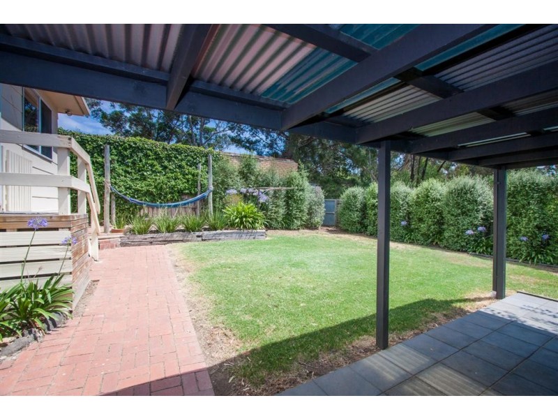 50 HIGGINS AVENUE, Sunbury VIC 3429