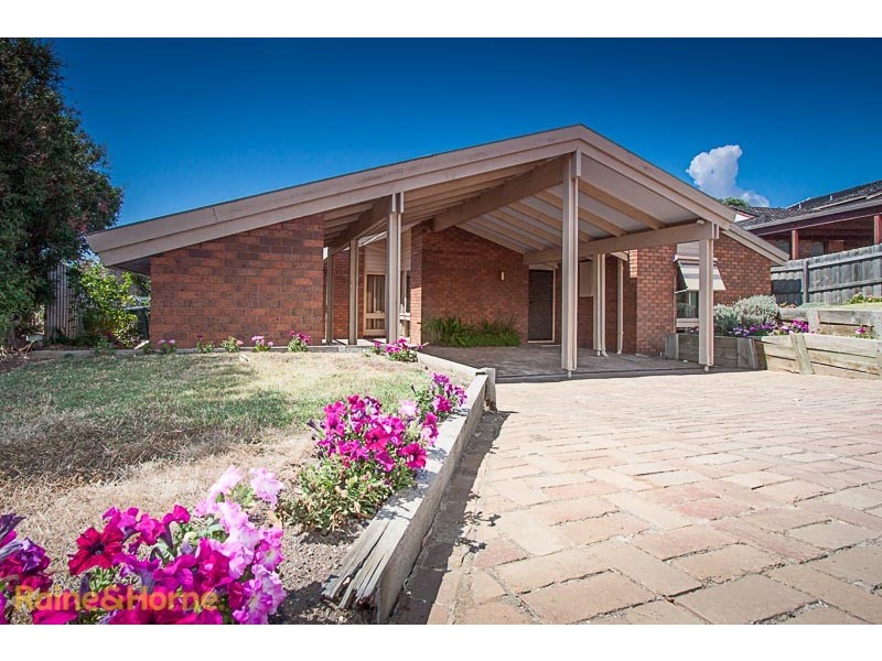 3 Cuming Place, Sunbury VIC 3429