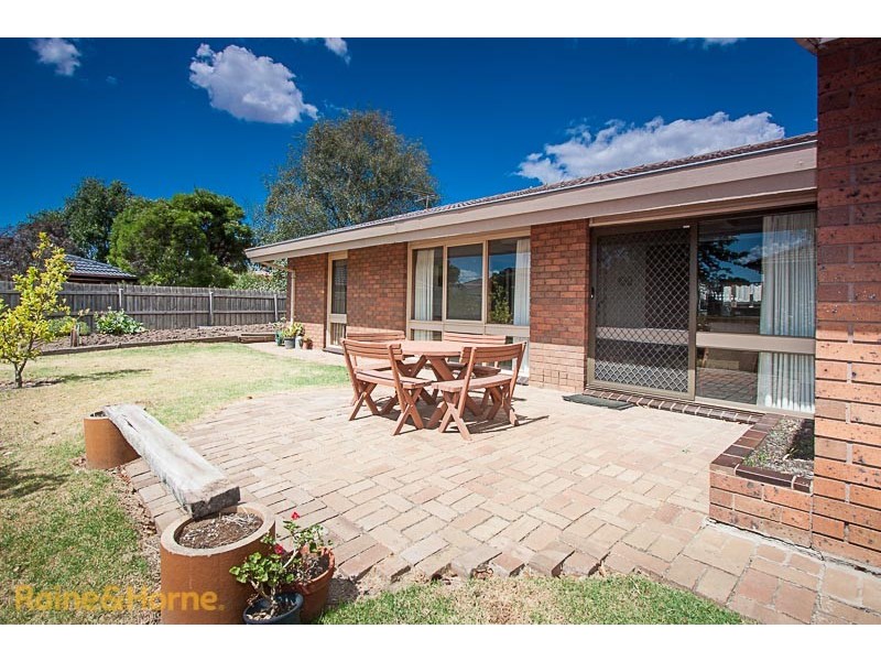 3 Cuming Place, Sunbury VIC 3429