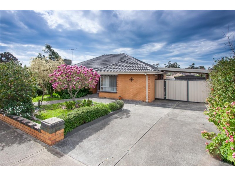 9 TERENCE STREET, Sunbury VIC 3429