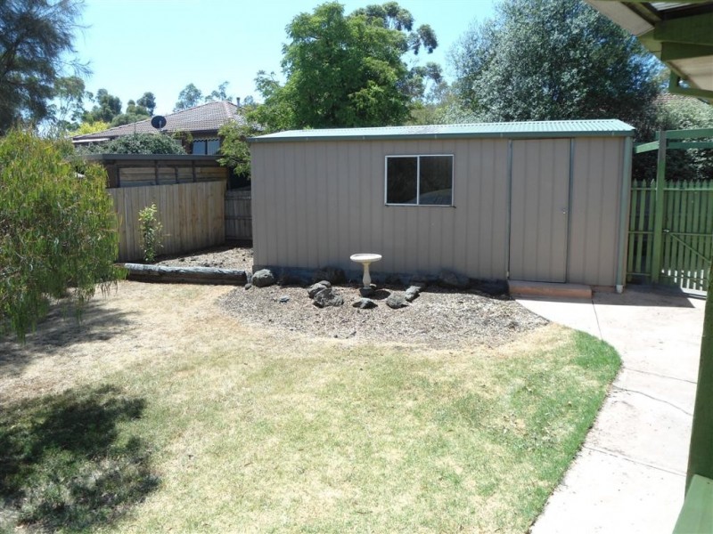 240 ELIZABETH DRIVE, Sunbury VIC 3429