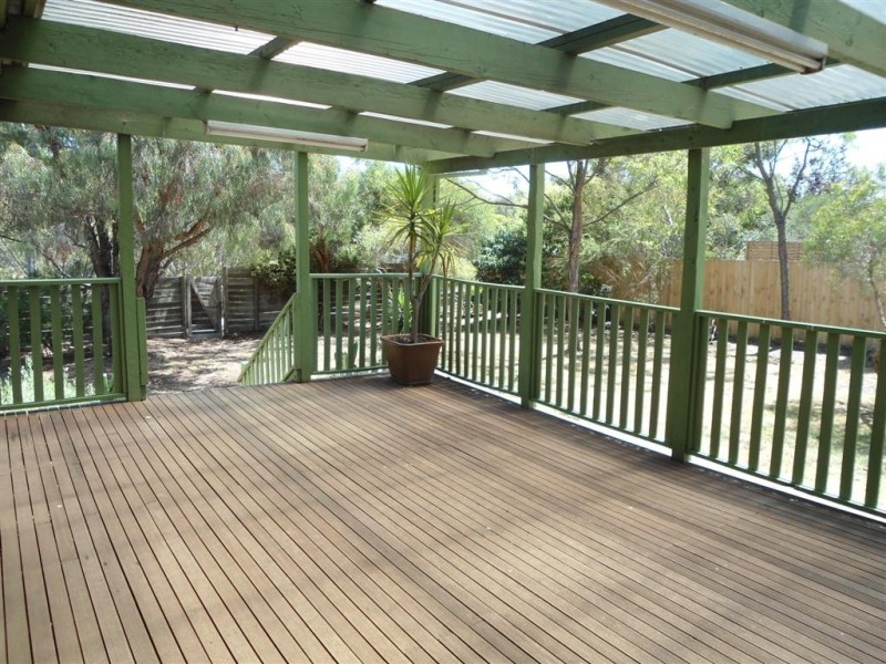 240 ELIZABETH DRIVE, Sunbury VIC 3429
