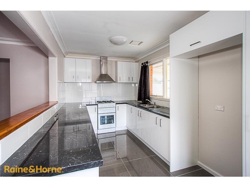 8 Wentworth Court, Sunbury VIC 3429