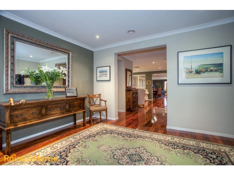 12 Berrydale Road, Sunbury VIC 3429