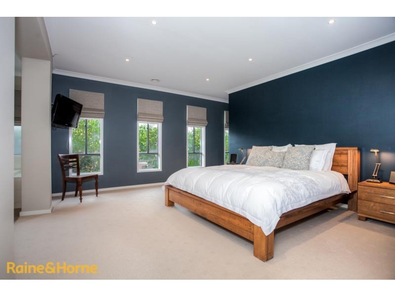 12 Berrydale Road, Sunbury VIC 3429