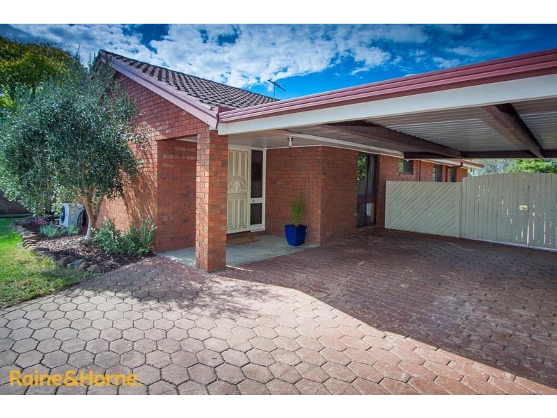 3 Winged Foot Court, Sunbury VIC 3429