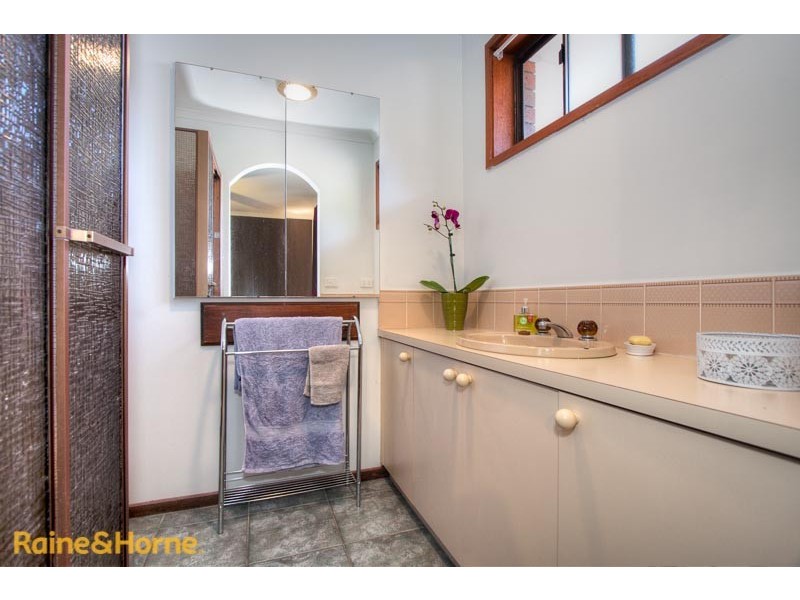 3 Winged Foot Court, Sunbury VIC 3429