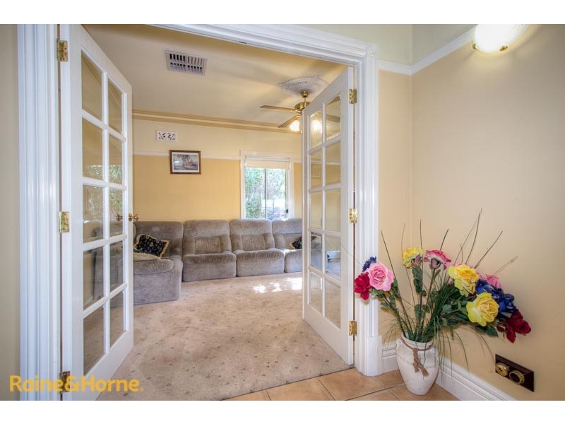2 Macdonald Place, Sunbury VIC 3429