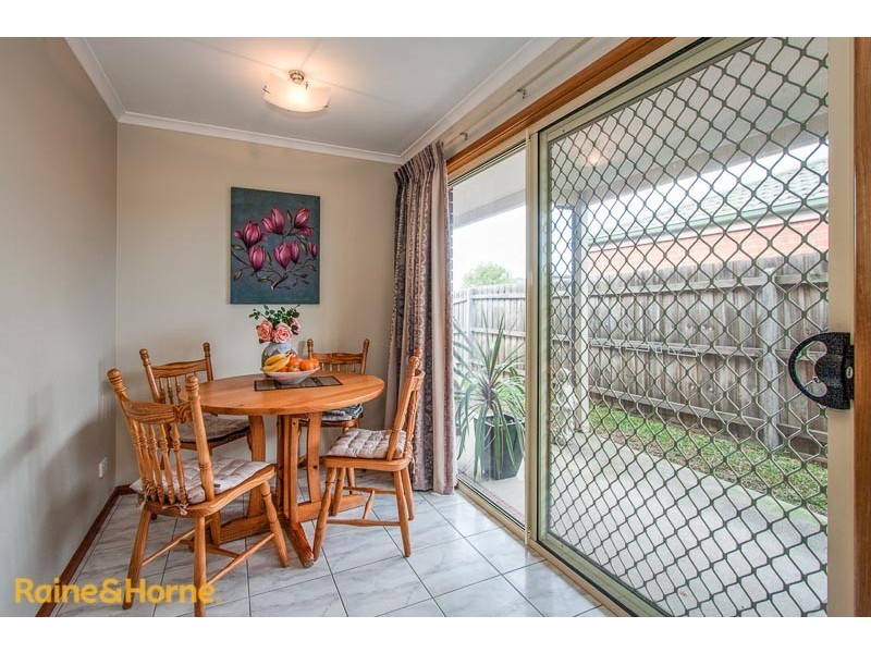 26 Burge Drive, Sunbury VIC 3429