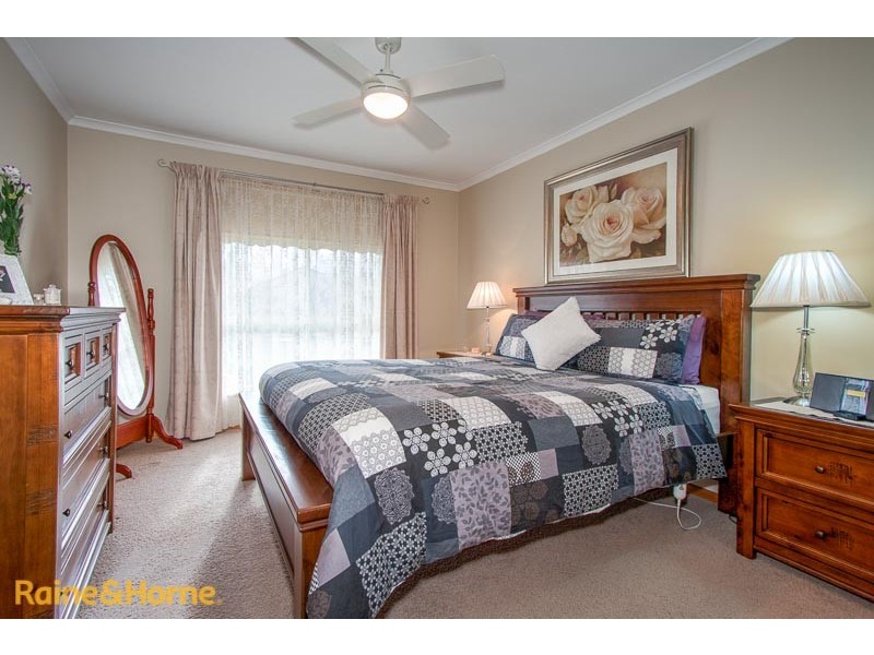 26 Burge Drive, Sunbury VIC 3429