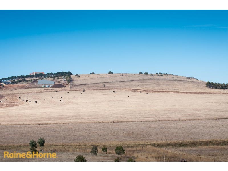 2/40 Lalor Crescent, Sunbury VIC 3429