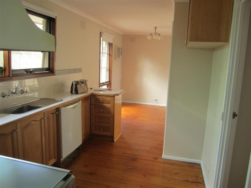 110 CHARTER ROAD WEST, Sunbury VIC 3429