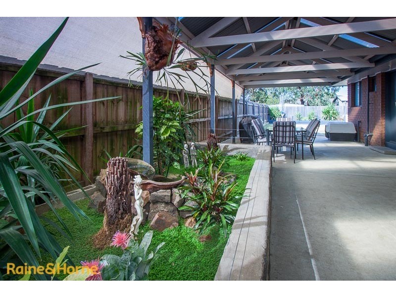 65 Charter Road West, Sunbury VIC 3429