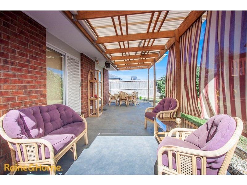 13 Isabella Street, Sunbury VIC 3429