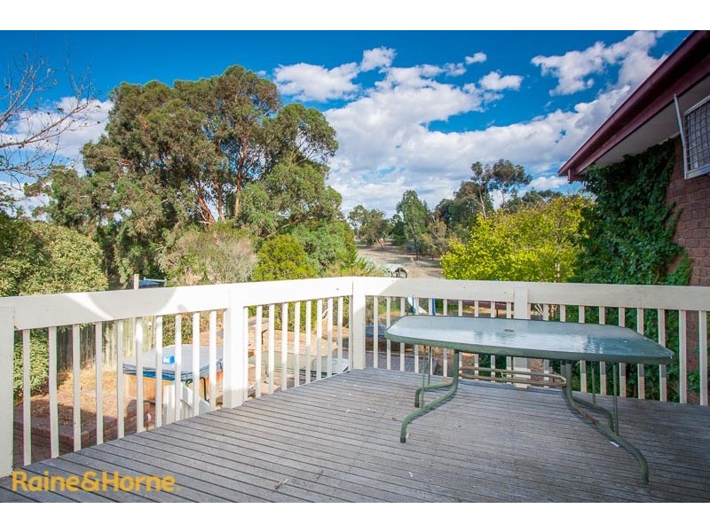 11 Hasluck Court, Sunbury VIC 3429
