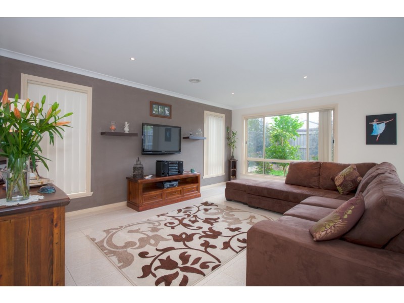68B CHARTER ROAD WEST, Sunbury VIC 3429