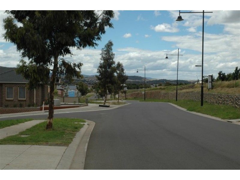 107 Belleview Drive, Sunbury VIC 3429