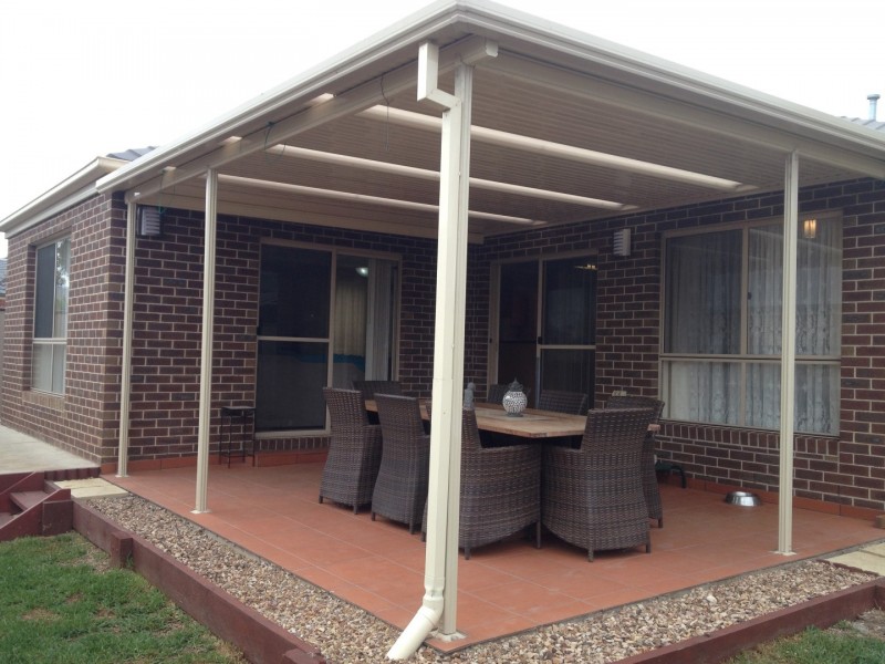 15 GOLFLINKS DRIVE, Sunbury VIC 3429