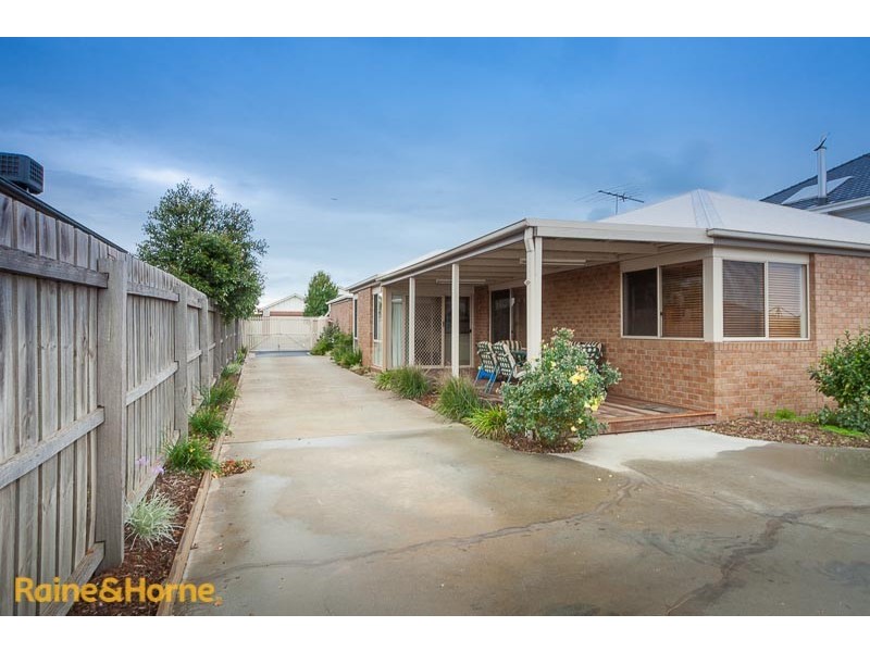 8 Frontignac Court, Sunbury VIC 3429