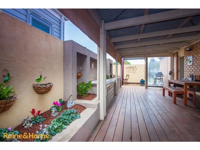8 Frontignac Court, Sunbury VIC 3429