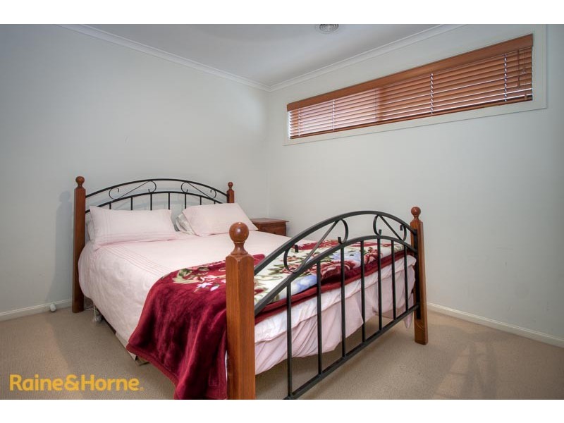 8 Frontignac Court, Sunbury VIC 3429