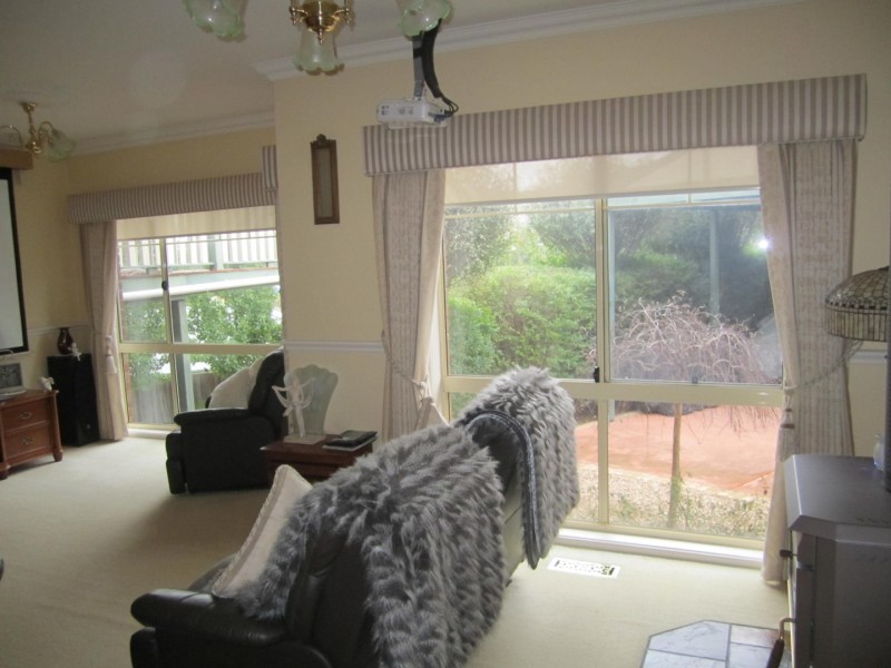 20 DADSWELL COURT, Sunbury VIC 3429