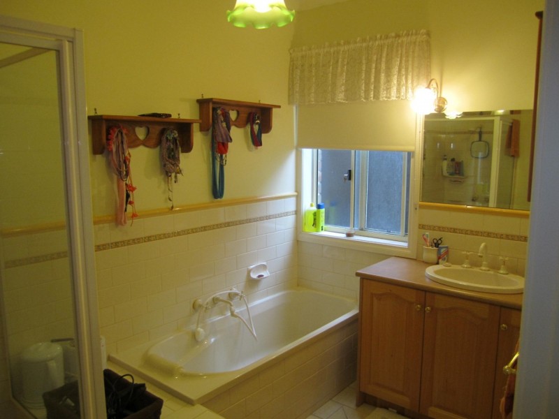 20 DADSWELL COURT, Sunbury VIC 3429