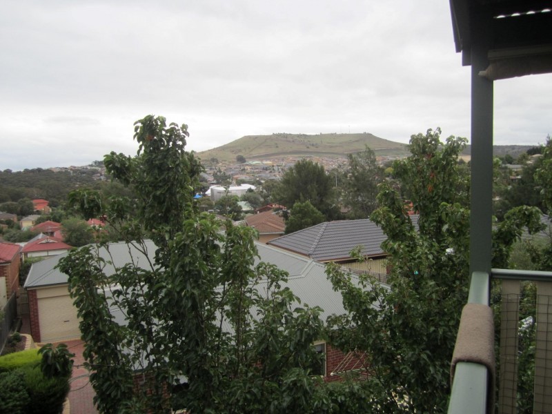 20 DADSWELL COURT, Sunbury VIC 3429