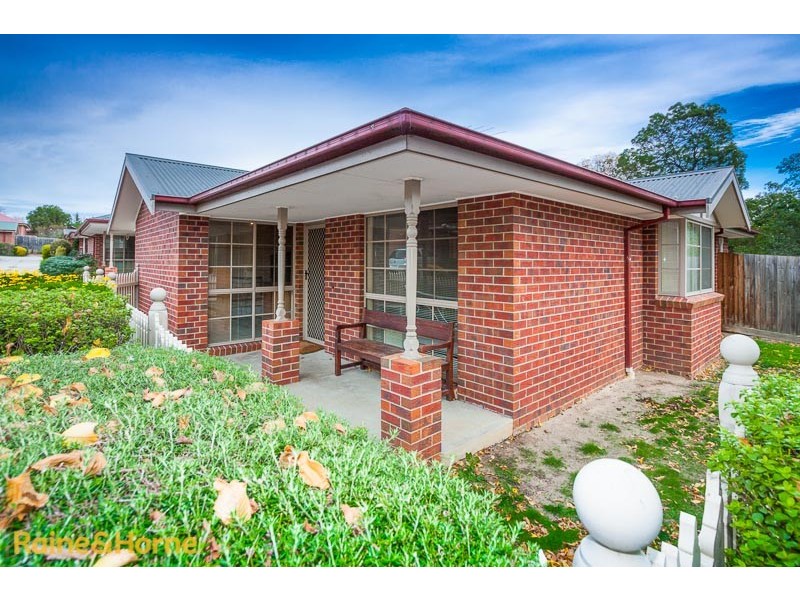2/54 Station Street, Sunbury VIC 3429