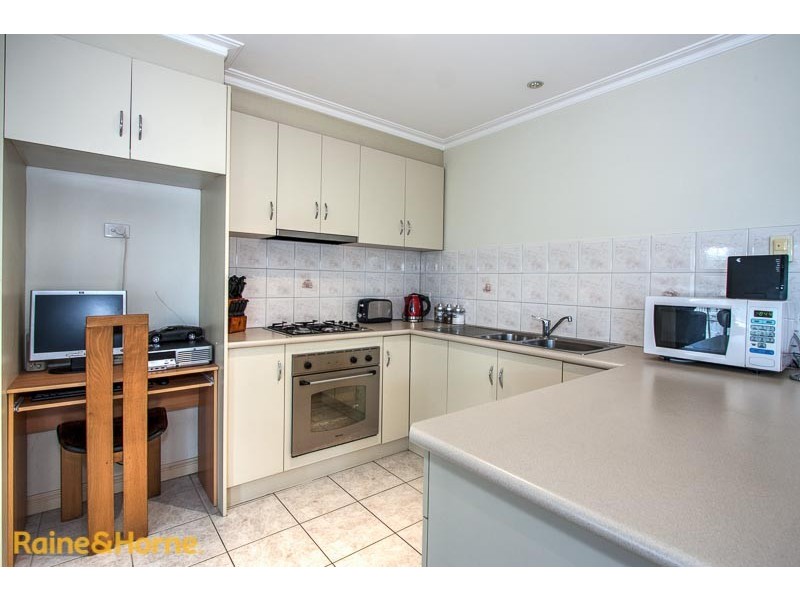 2/54 Station Street, Sunbury VIC 3429