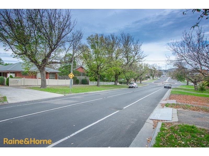 2/54 Station Street, Sunbury VIC 3429