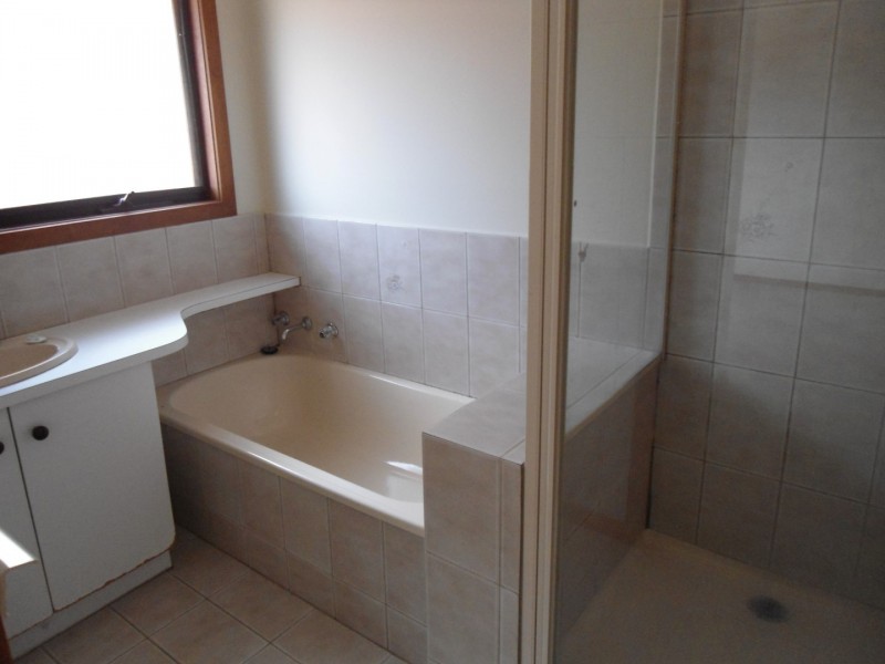 50 DUNROSSIL DRIVE, Sunbury VIC 3429