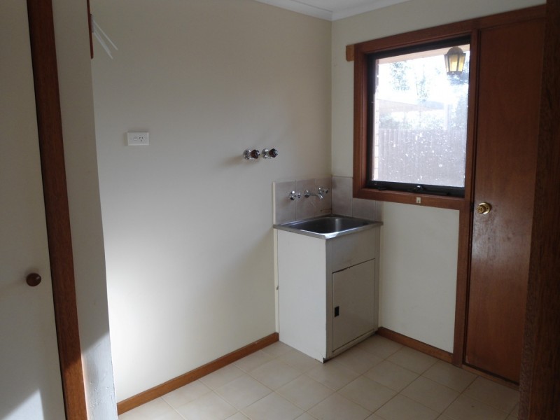 50 DUNROSSIL DRIVE, Sunbury VIC 3429