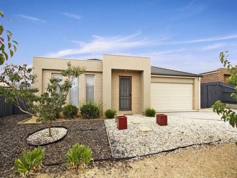 4 AGAR PLACE, Sunbury VIC 3429