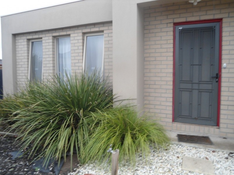 4 AGAR PLACE, Sunbury VIC 3429