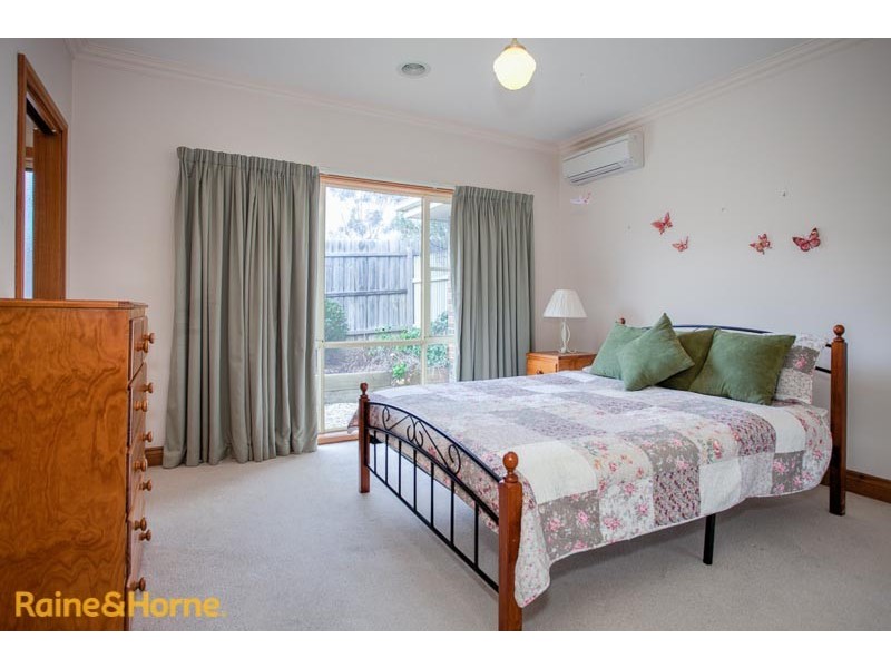 208 Riddell Road, Sunbury VIC 3429