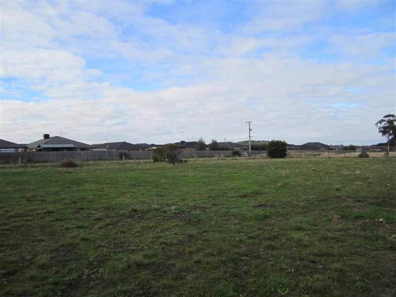 10 DARRYN COURT, Sunbury VIC 3429