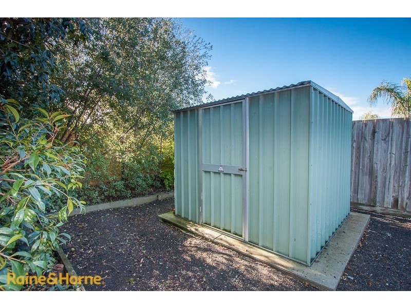 16 Daly Close, Sunbury VIC 3429
