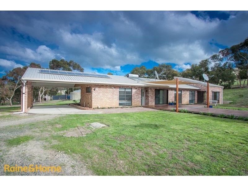 555 Settlement Road, Sunbury VIC 3429