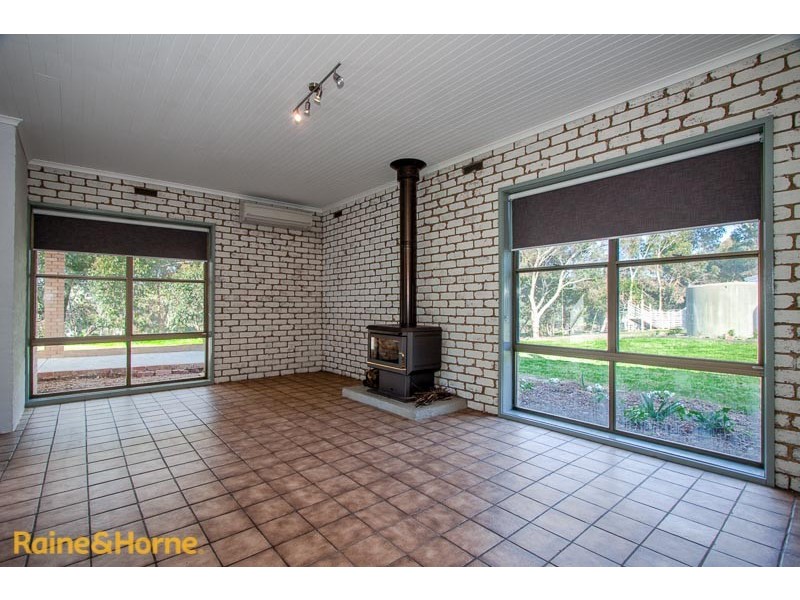 555 Settlement Road, Sunbury VIC 3429