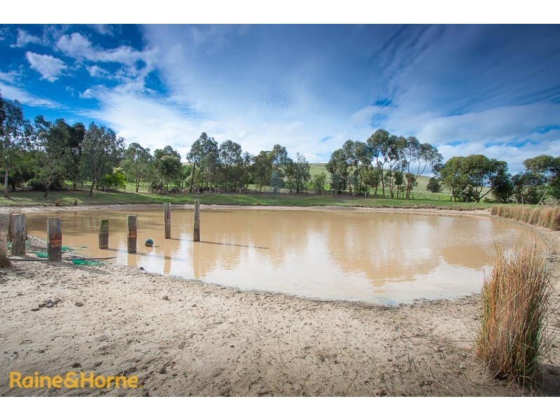 555 Settlement Road, Sunbury VIC 3429