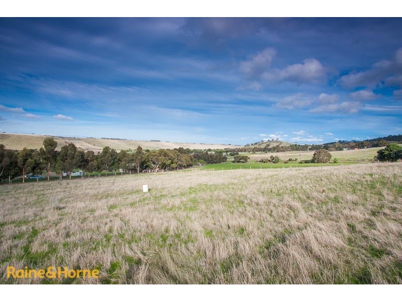 555 Settlement Road, Sunbury VIC 3429