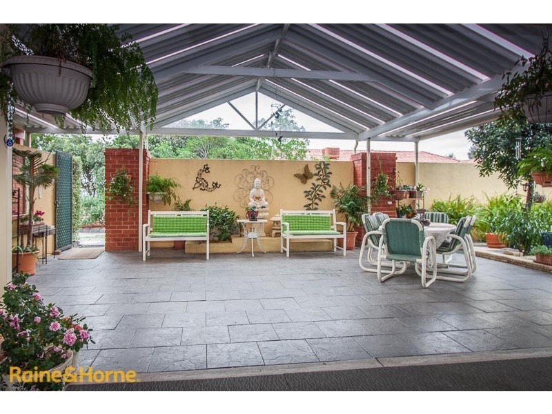 18 Berrydale Road, Sunbury VIC 3429