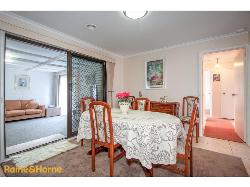 36 Muirfield Drive, Sunbury VIC 3429