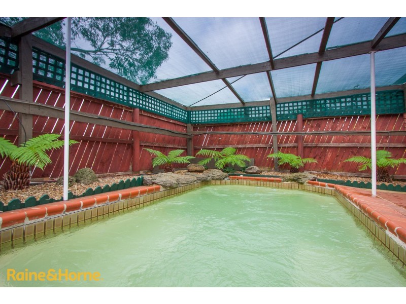 36 Muirfield Drive, Sunbury VIC 3429