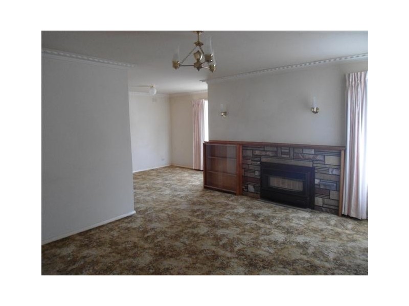 60 Riddell Road, Sunbury VIC 3429