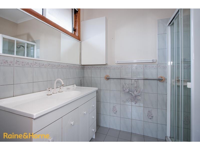 16 Aitken Street, Sunbury VIC 3429
