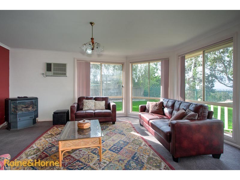 35 Dadswell Court, Sunbury VIC 3429